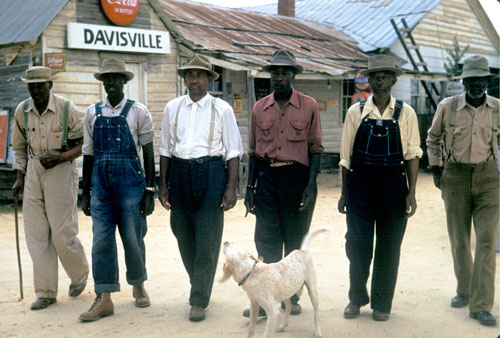 Photo of Tuskegee syphilis experiment subjects in Davisville, Ala.