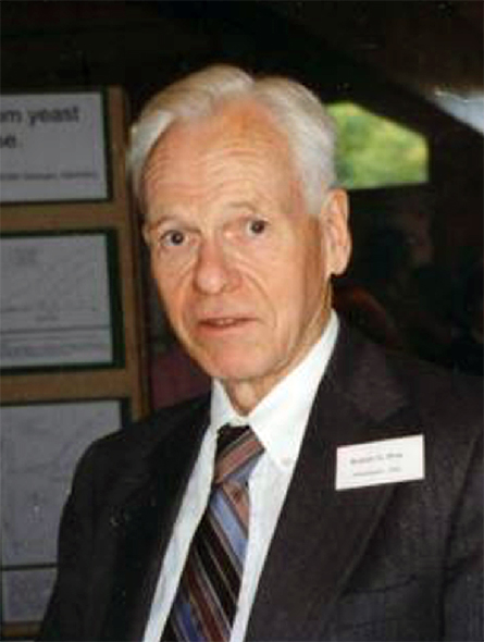 Post-Robert-445x590.jpg Post-Robert-445x590.jpg