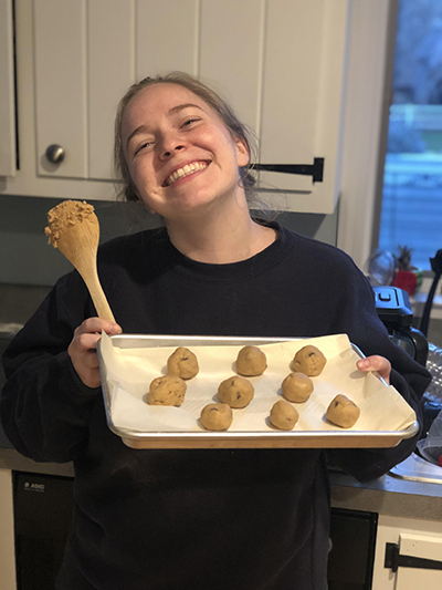 Makayla_Baking-400x533.jpg