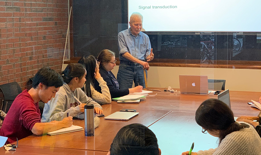 Guidotti teaching his Biochemistry of Membranes course at Harvard in 2020 just before the pandemic.