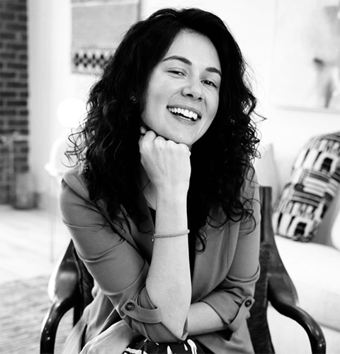 Lauren Hughes is a mother to a rare disease patient, a pediatrician and a social media educator. Find her on Instagram: @bloomdpc.