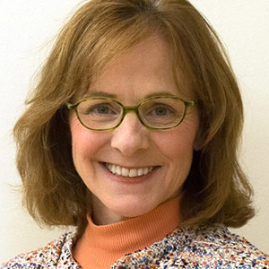 Caroline Dealy