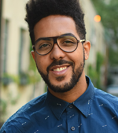 Outdoor portrait of Gustavo Silva