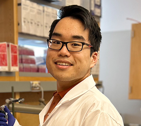 Case Western Reserve University undergraduate researcher Jingwei Li has measured how cockroaches with genetically induced Parkinson’s disease walk. He is scheduled to present his research at Discover BMB.