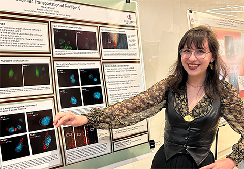 Senior Mara Shields discusses her research at Otterbein's Honors senior reporting day.