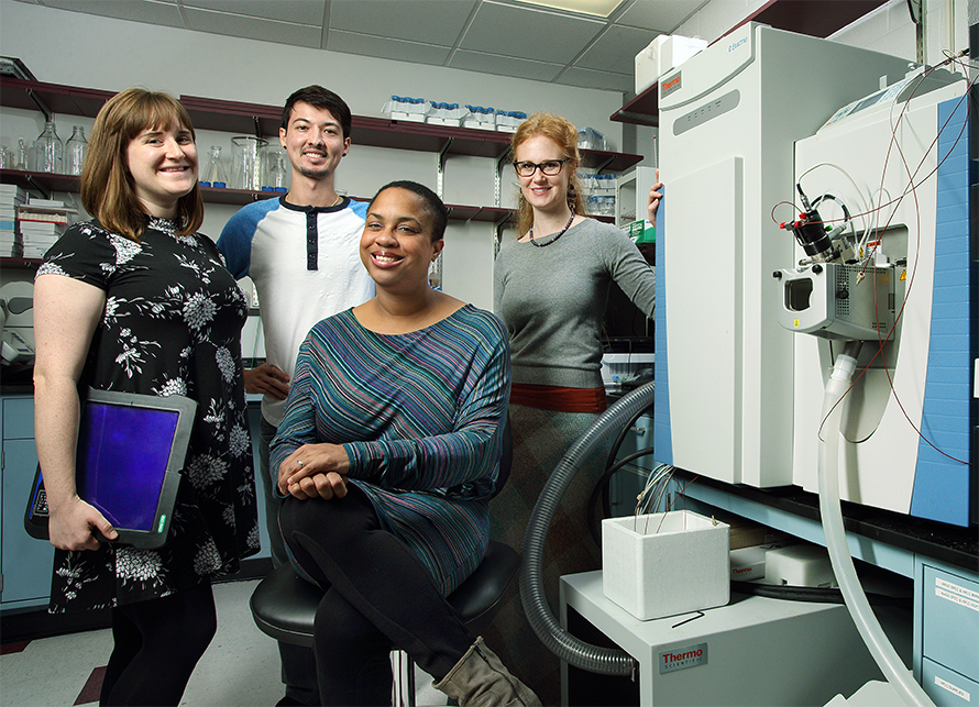 During her 12 years on the faculty at the Johns Hopkins University School of Medicine, Namandjé Bumpus worked on how liver enzymes called cytochrome P450s metabolize drugs. She recently left her lab to become chief scientist of the FDA. “I think people don’t realize that we are scientists and have labs,” she said. “We have scientists doing innovative research across the FDA.”