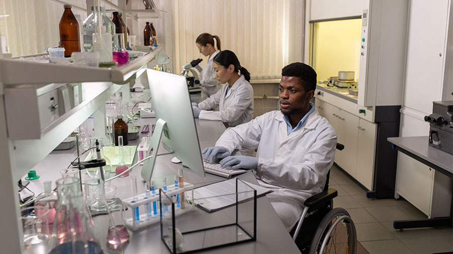 ASBMB calls for broad federal effort to support scientists with disabilities